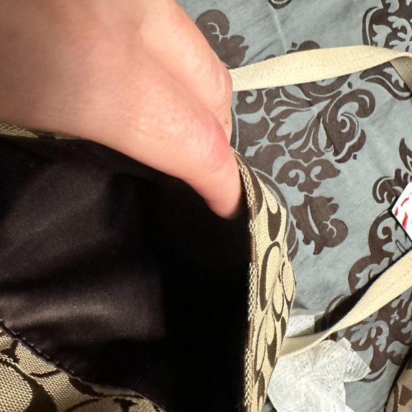 Coach Signature Stripe Convertible Shoulder Bag Barely Used - Picture 8 of 9